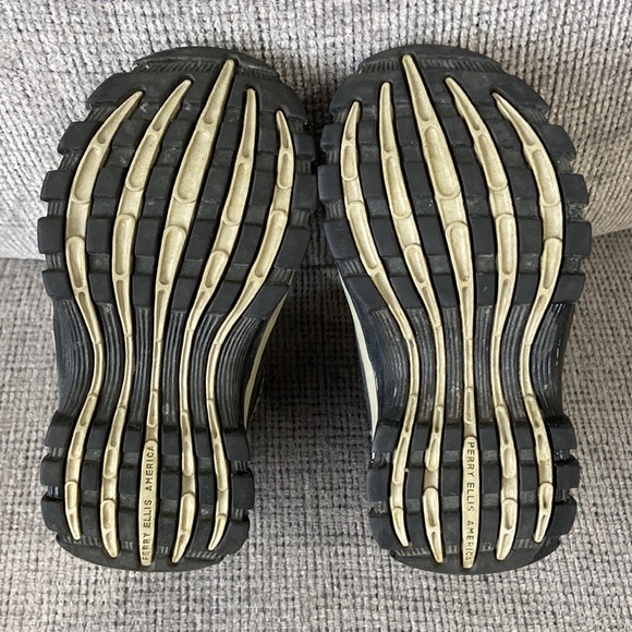 Loafer ankle height boot for toddlers size 9T leather - Picture 7 of 10